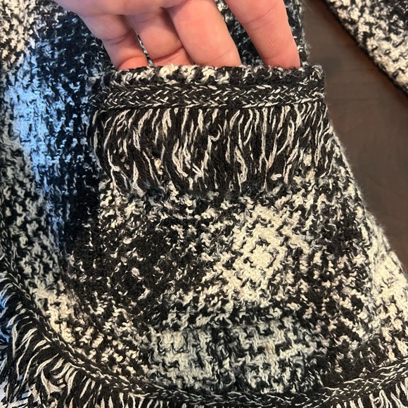 Vintage Carol Anderson by Invitation CAbi plaid tweed fringe jacket style #909 - Picture 4 of 7